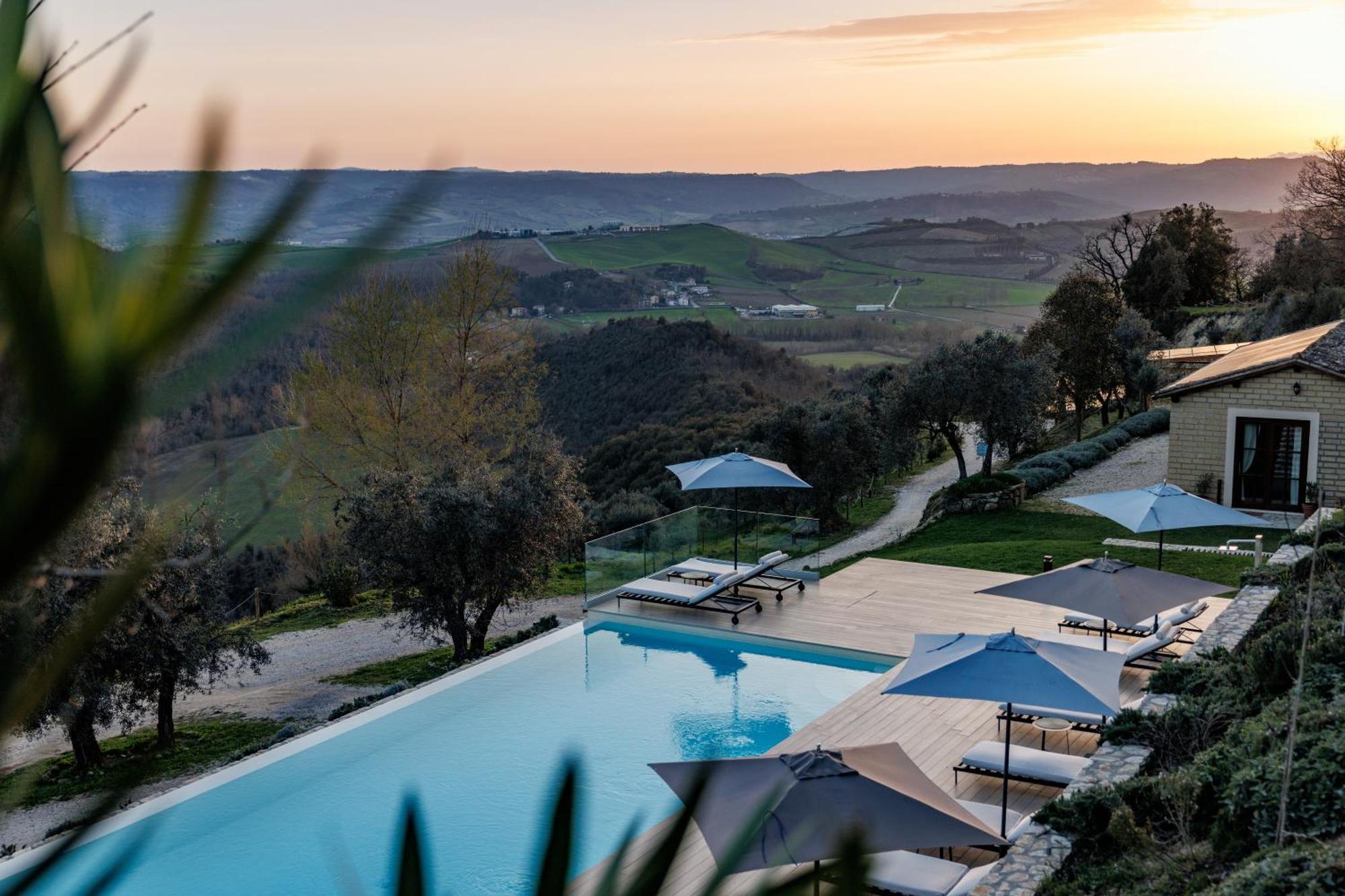 Hotel Antichi Casali Di Charme à Orvieto Extérieur photo